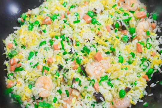 蛋炒饭是先炒蛋还是先炒饭?看看这个做法(图12) image.png